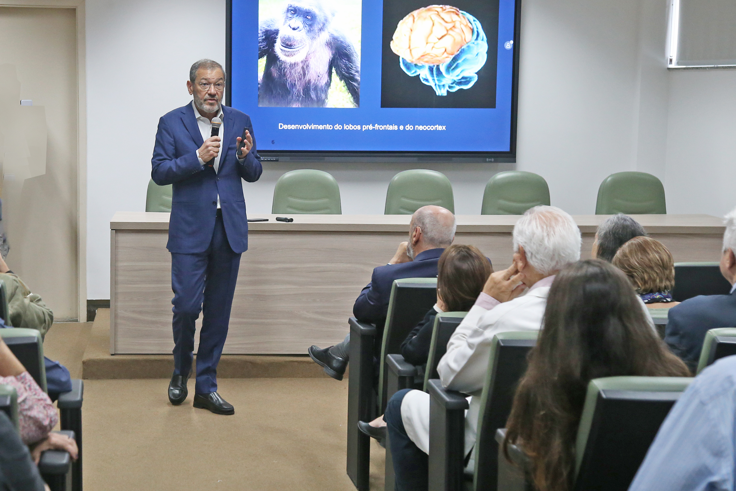 palestra no labirinto do cerebro - dr paulo niemeyer filho 008