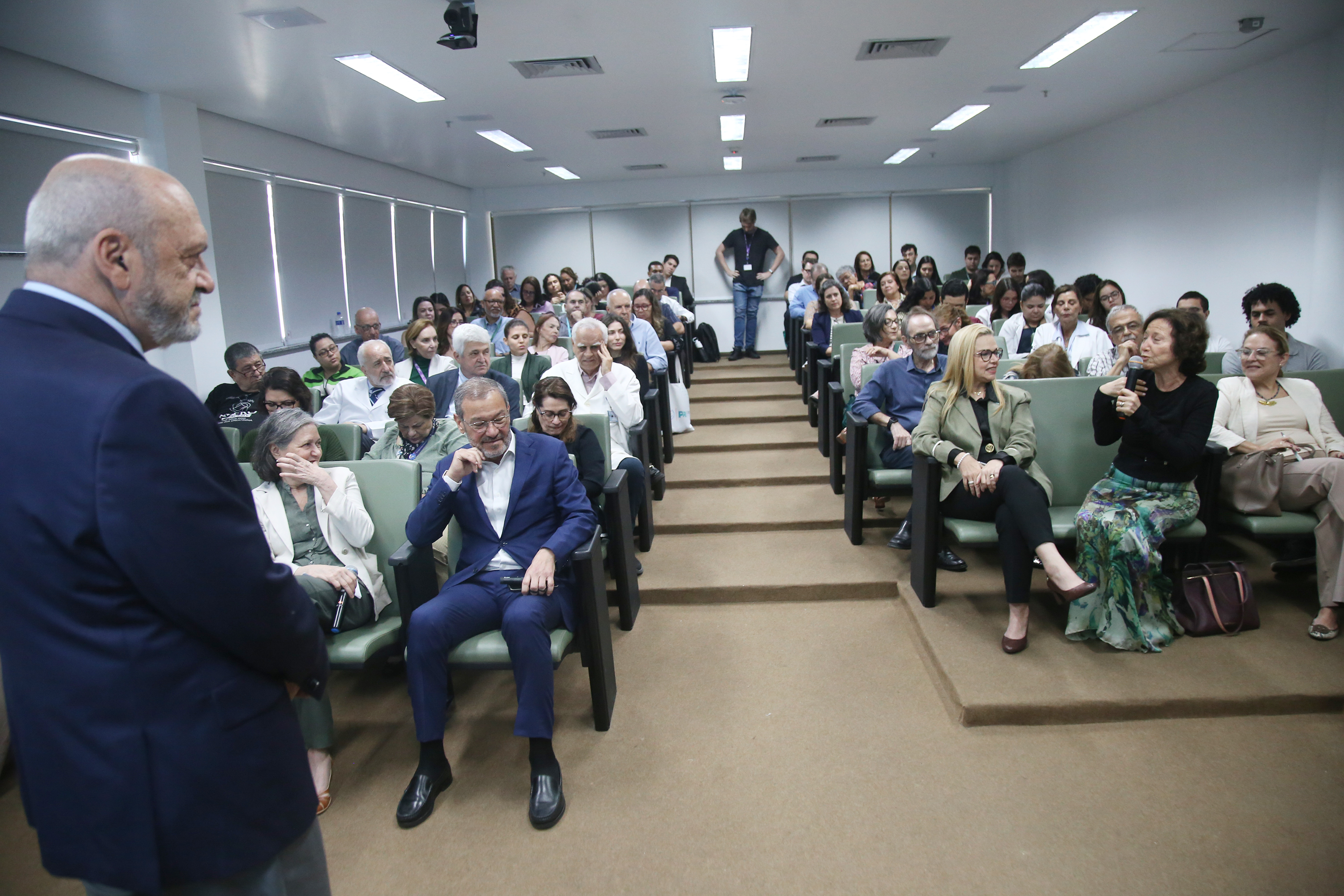 palestra no labirinto do cerebro - dr paulo niemeyer filho 027