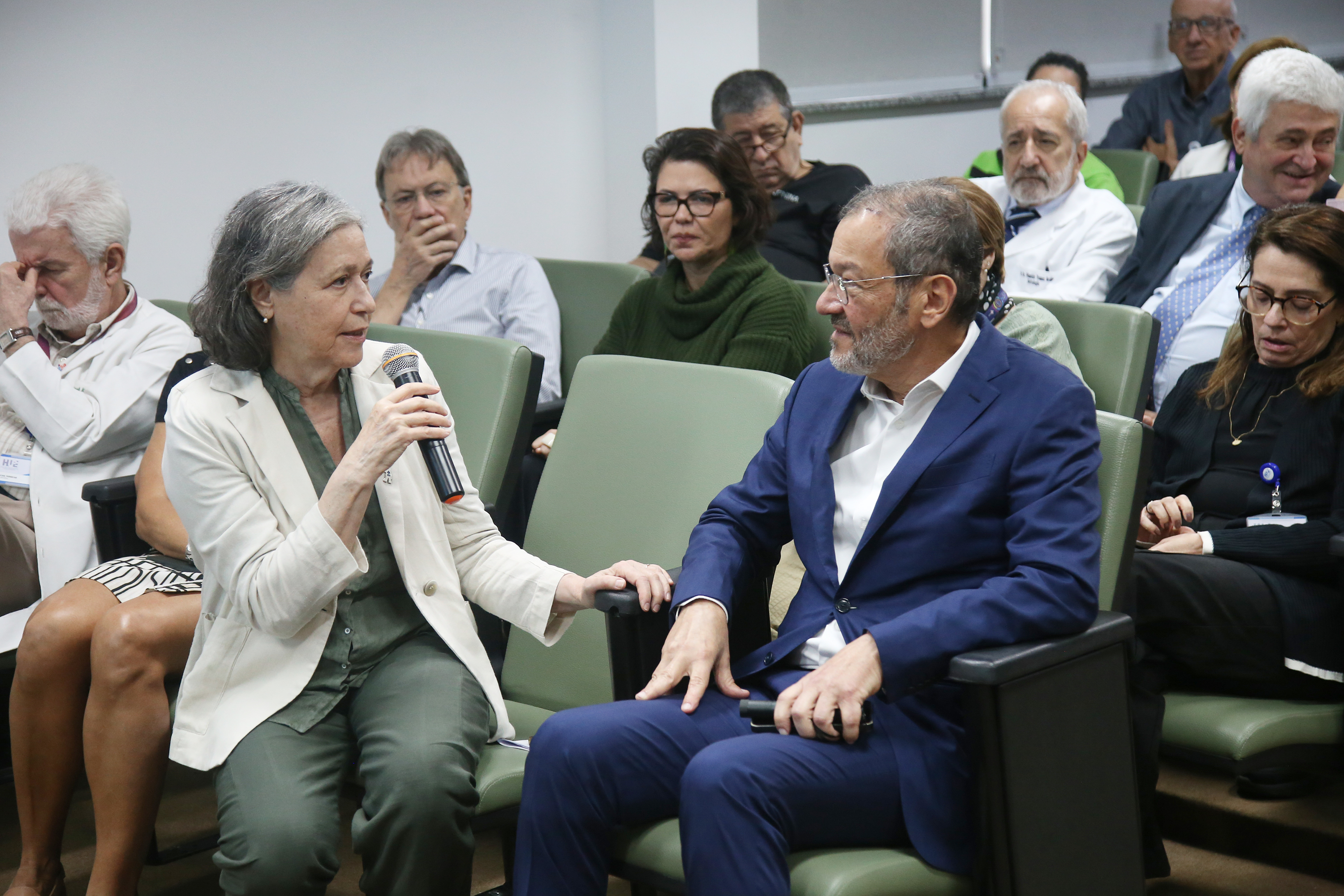 palestra no labirinto do cerebro - dr paulo niemeyer filho 030