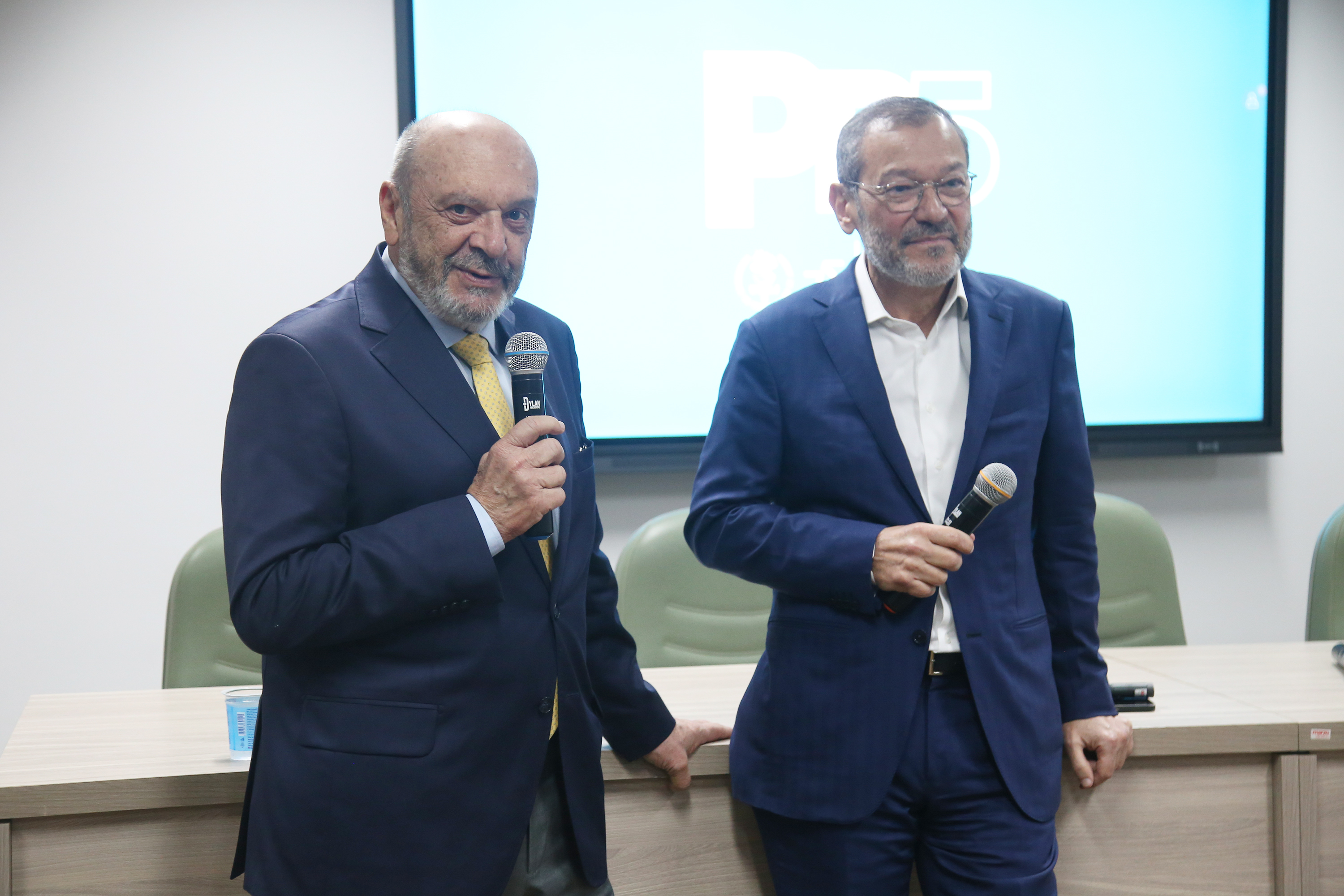 palestra no labirinto do cerebro - dr paulo niemeyer filho 033